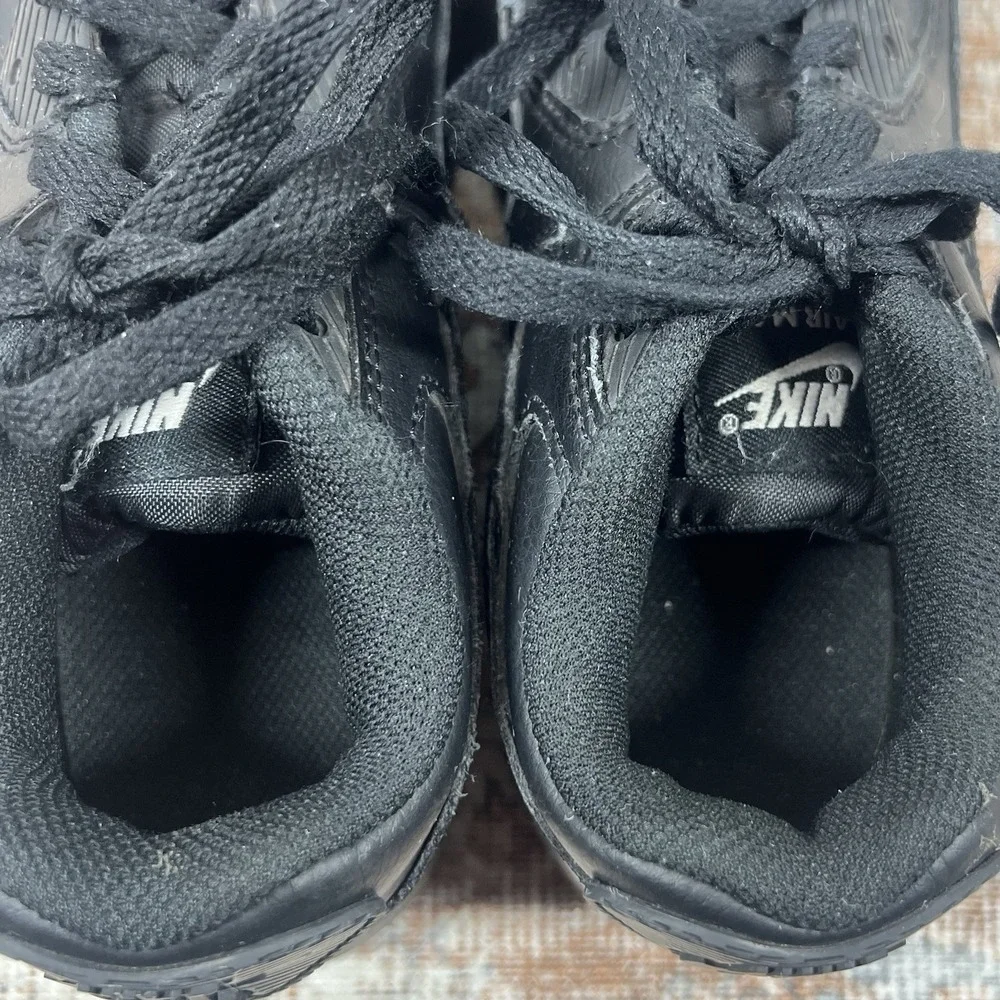 Nike Air Max 90 Sneakers Youth Kids 3Y Black‎ Leather Running Shoes CD6867-001